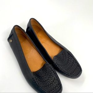 Ugg Leather Loafers. Black. EUC. Women’s Sz 7